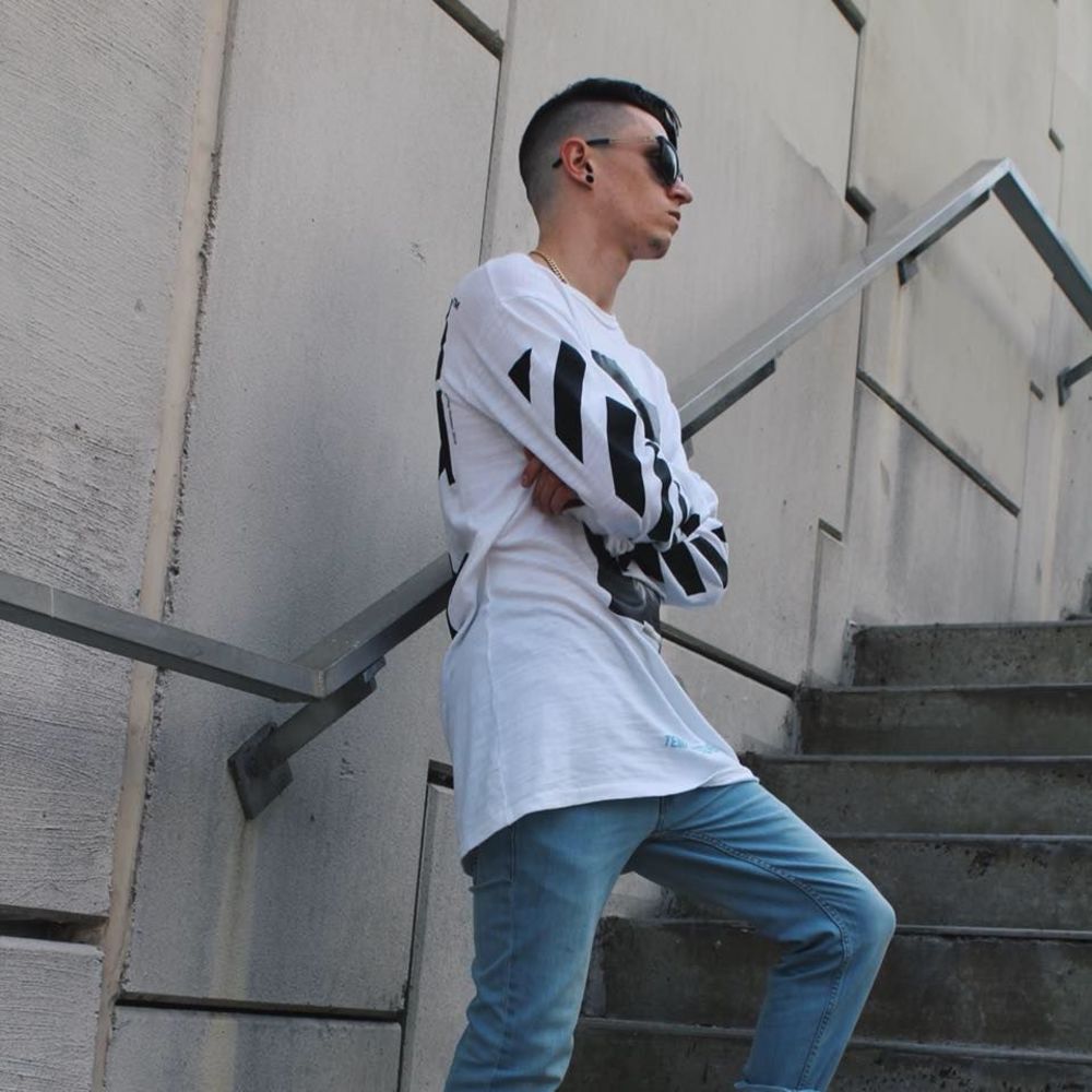 Meet your Posher, Ethan